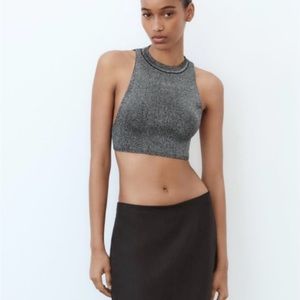 ZARA - OPEN BACK KNIT TOP
S | BLACK / SILVER
REF 3646/002